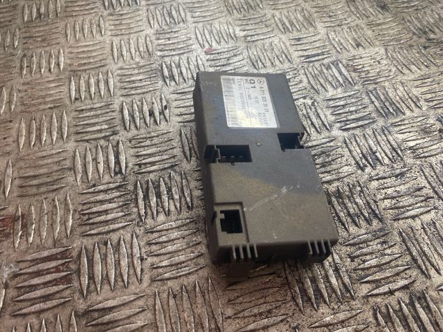 bontott MERCEDES-BENZ E-CLASS Fűtéskapcsoló