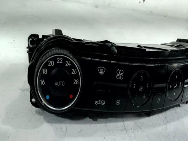 bontott MERCEDES-BENZ E-CLASS Fűtéskapcsoló
