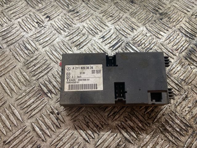 bontott MERCEDES-BENZ E-CLASS Fűtéskapcsoló