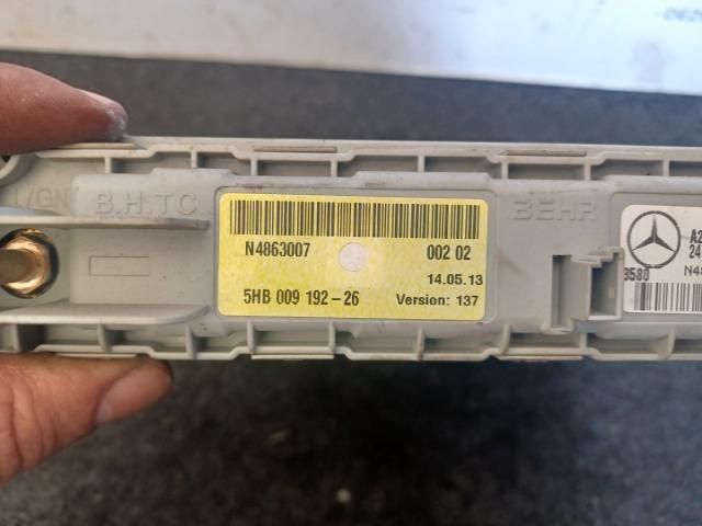 bontott MERCEDES-BENZ E-CLASS Fűtőradiátor (Elektromos)