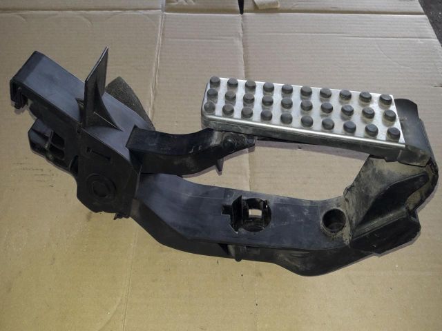 bontott MERCEDES-BENZ E-CLASS Gázpedál (Elektromos)