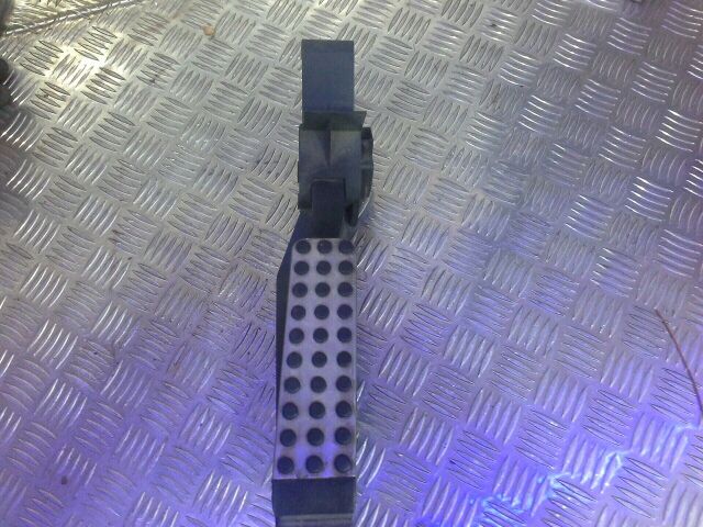 bontott MERCEDES-BENZ E-CLASS Gázpedál (Elektromos)