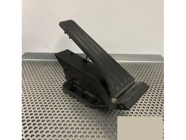 bontott MERCEDES-BENZ E-CLASS Gázpedál (Elektromos)