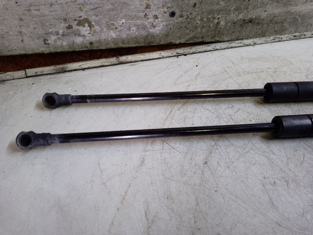 bontott MERCEDES-BENZ E-CLASS Gázrugós Kitámasztó Teleszkóp Motorháztető