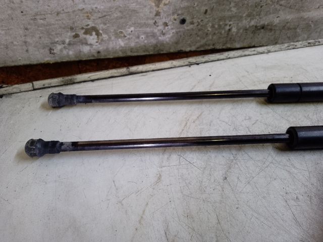 bontott MERCEDES-BENZ E-CLASS Gázrugós Kitámasztó Teleszkóp Motorháztető