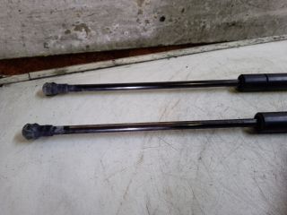 bontott MERCEDES-BENZ E-CLASS Gázrugós Kitámasztó Teleszkóp Motorháztető