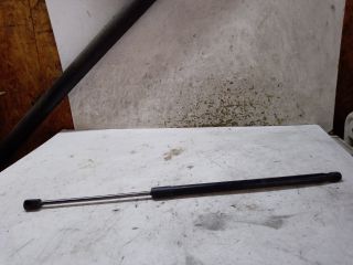 bontott MERCEDES-BENZ E-CLASS Gázrugós Kitámasztó Teleszkóp Motorháztető