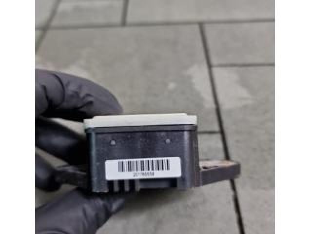 bontott MERCEDES-BENZ E-CLASS Gyorsulás Jeladó