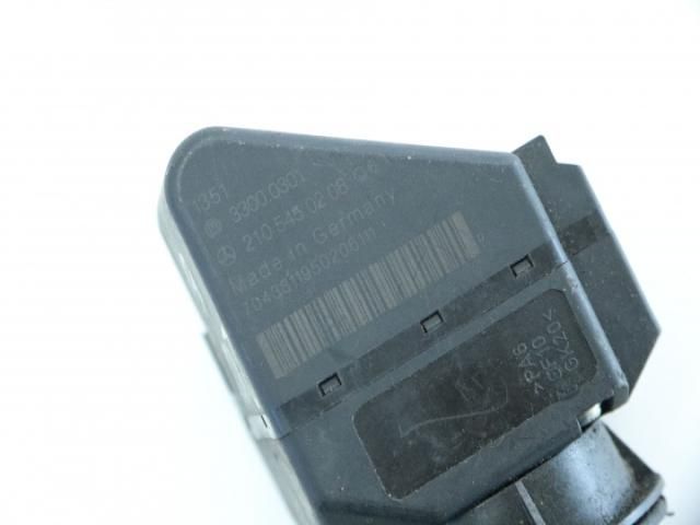 bontott MERCEDES-BENZ E-CLASS Gyújtáskapcsoló