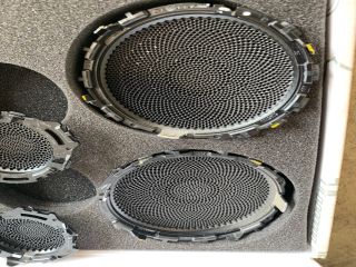 bontott MERCEDES-BENZ E-CLASS Hangszóró Burkolat (Pozíciófüggetlen)