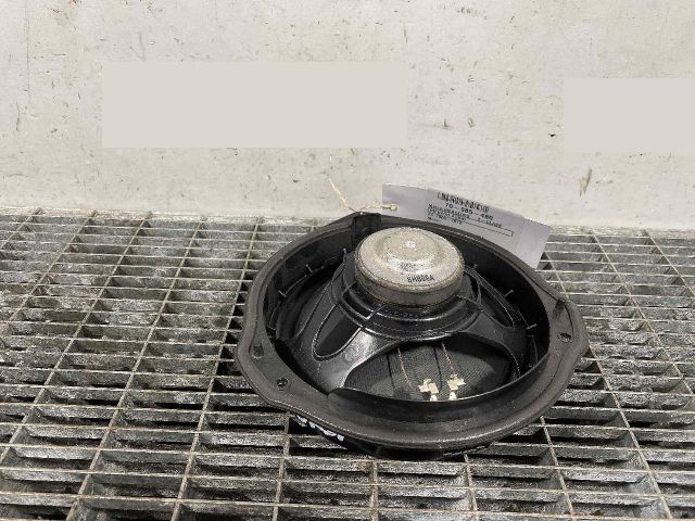 bontott MERCEDES-BENZ E-CLASS Hangszóró (Pozíciófüggetlen)
