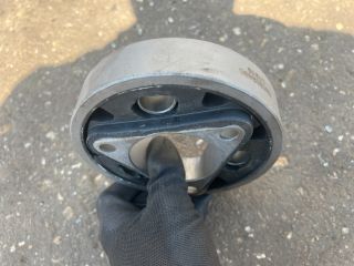 bontott MERCEDES-BENZ E-CLASS Hardy Tárcsa