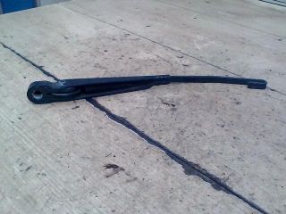 bontott MERCEDES-BENZ E-CLASS Hátsó Ablaktörlő Kar