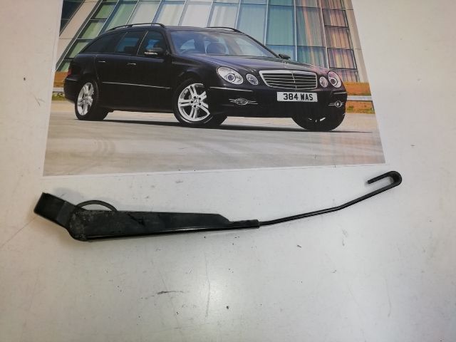 bontott MERCEDES-BENZ E-CLASS Hátsó Ablaktörlő Kar