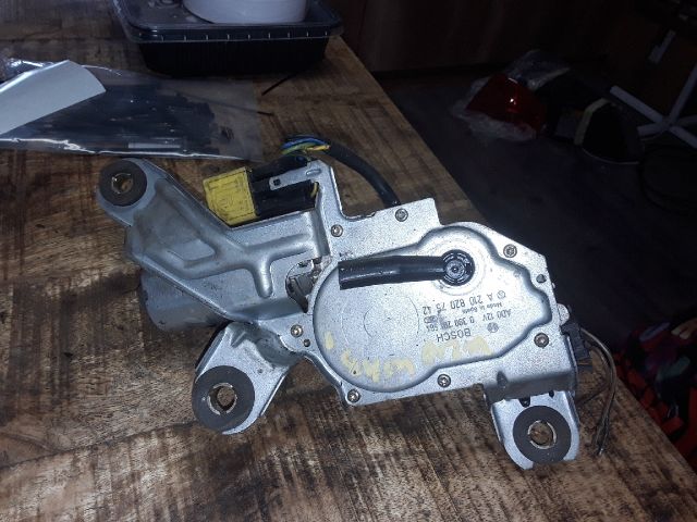 bontott MERCEDES-BENZ E-CLASS Hátsó Ablaktörlő Motor