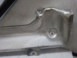 bontott MERCEDES-BENZ E-CLASS Hátsó Kipufogó Dob Hővédő Lemez