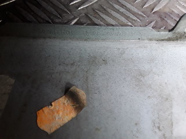 bontott MERCEDES-BENZ E-CLASS Hátsó Lökhárító Díszléc