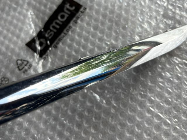 bontott MERCEDES-BENZ E-CLASS Hátsó Lökhárító Díszléc