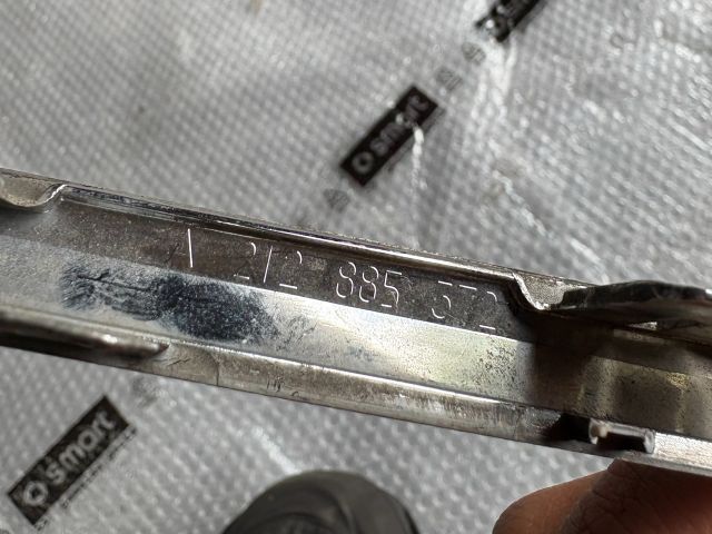 bontott MERCEDES-BENZ E-CLASS Hátsó Lökhárító Díszléc