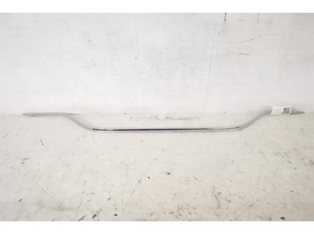 bontott MERCEDES-BENZ E-CLASS Hátsó Lökhárító Díszléc