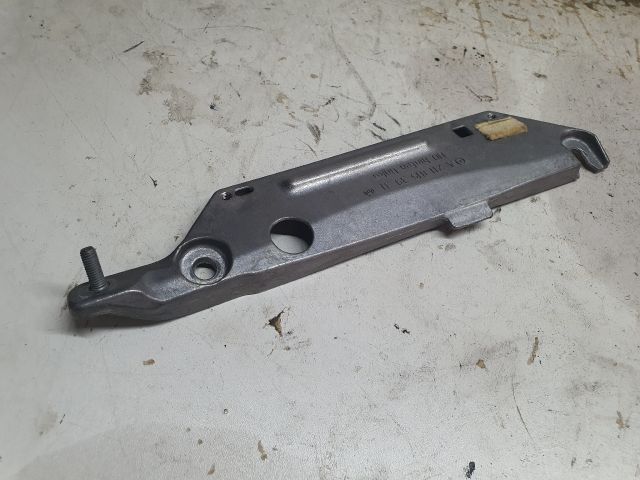 bontott MERCEDES-BENZ E-CLASS Hátsó Lökhárító Merevítő (Fém)