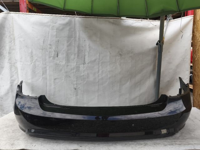 bontott MERCEDES-BENZ E-CLASS Hátsó Lökhárító (Részeivel)