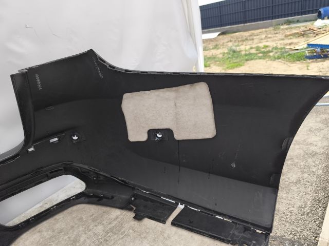 bontott MERCEDES-BENZ E-CLASS Hátsó Lökhárító (Részeivel)