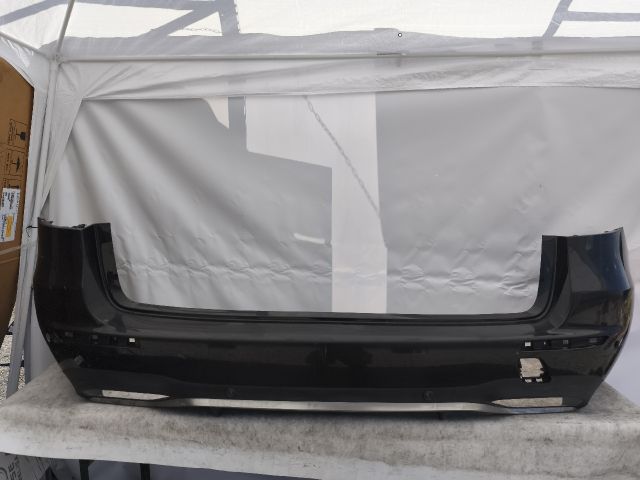 bontott MERCEDES-BENZ E-CLASS Hátsó Lökhárító (Részeivel)