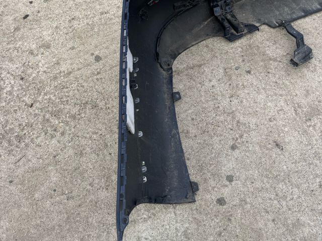 bontott MERCEDES-BENZ E-CLASS Hátsó Lökhárító (Üresen)