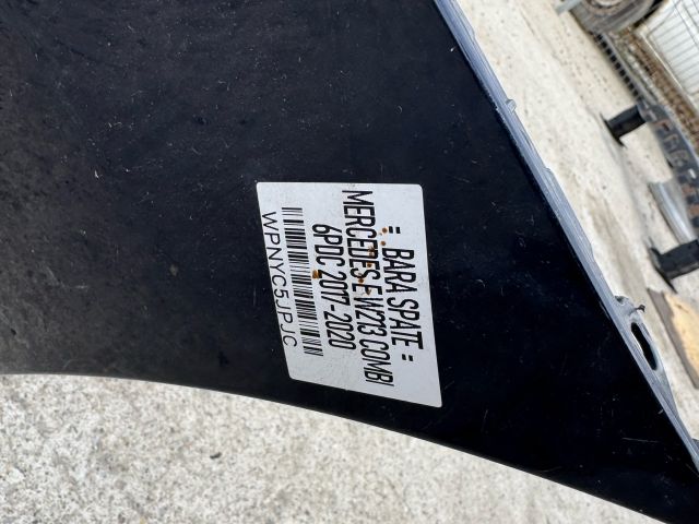 bontott MERCEDES-BENZ E-CLASS Hátsó Lökhárító (Üresen)