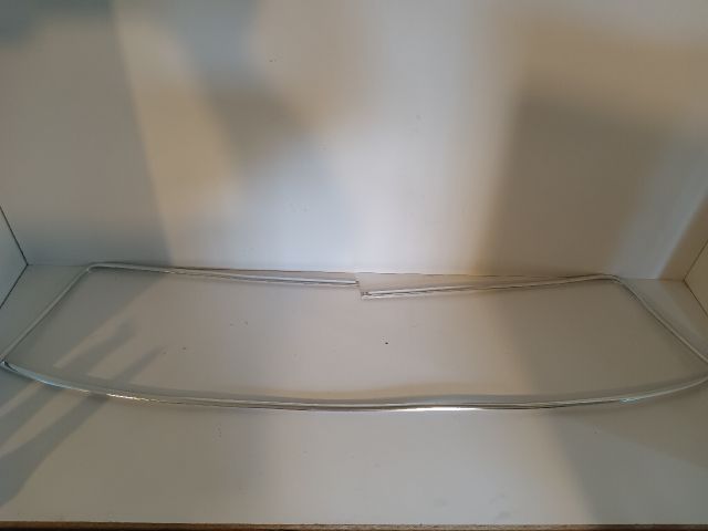 bontott MERCEDES-BENZ E-CLASS Hátsó Szélvédő Díszléc