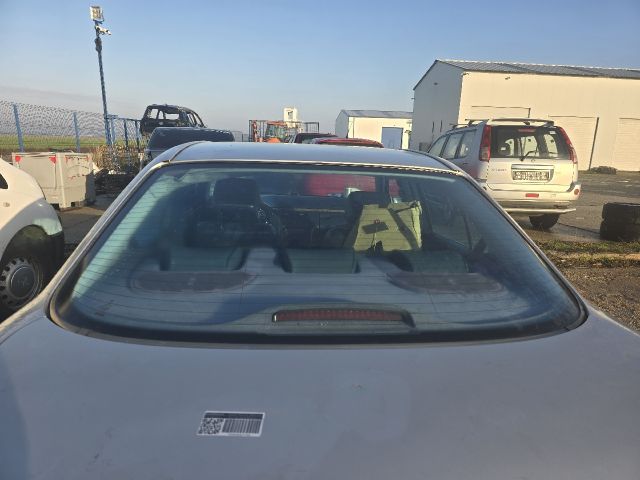 bontott MERCEDES-BENZ E-CLASS Hátsó Szélvédő