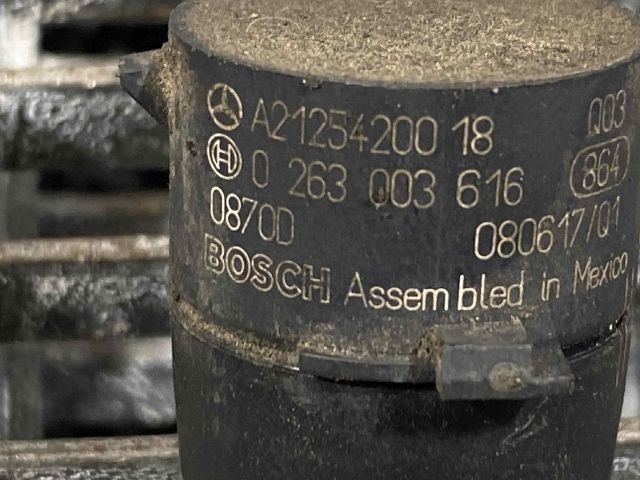 bontott MERCEDES-BENZ E-CLASS Hátsó Tolatóradar Fej