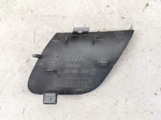 bontott MERCEDES-BENZ E-CLASS Hátsó Vonószem Burkolat