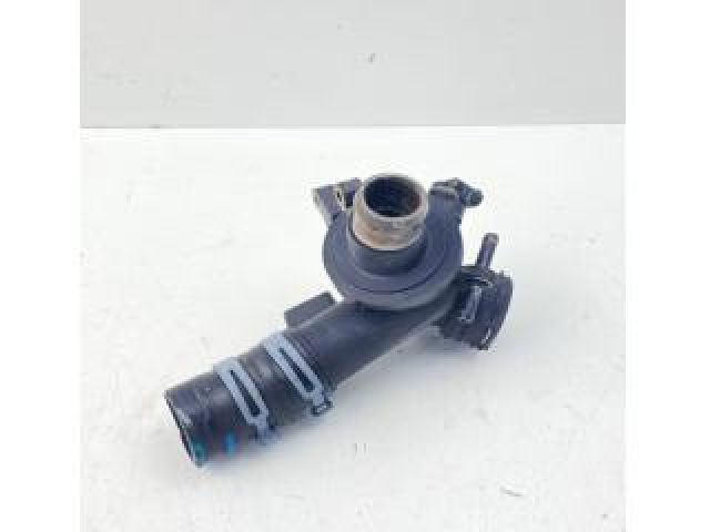 bontott MERCEDES-BENZ E-CLASS Hengerfej Vízkivezető