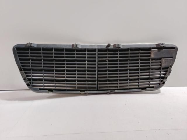 bontott MERCEDES-BENZ E-CLASS Hűtőrács