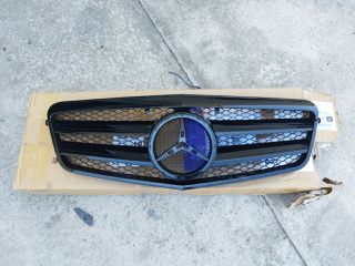 bontott MERCEDES-BENZ E-CLASS Hűtőrács