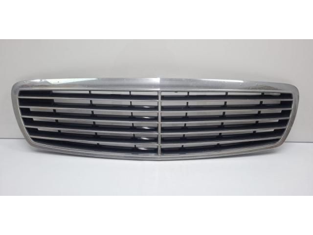 bontott MERCEDES-BENZ E-CLASS Hűtőrács