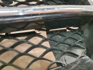 bontott MERCEDES-BENZ E-CLASS Hűtőrács