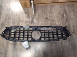 bontott MERCEDES-BENZ E-CLASS Hűtőrács