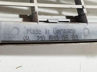 bontott MERCEDES-BENZ E-CLASS Hűtőrács