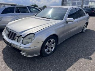 bontott MERCEDES-BENZ E-CLASS Hűtőrács