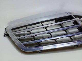 bontott MERCEDES-BENZ E-CLASS Hűtőrács