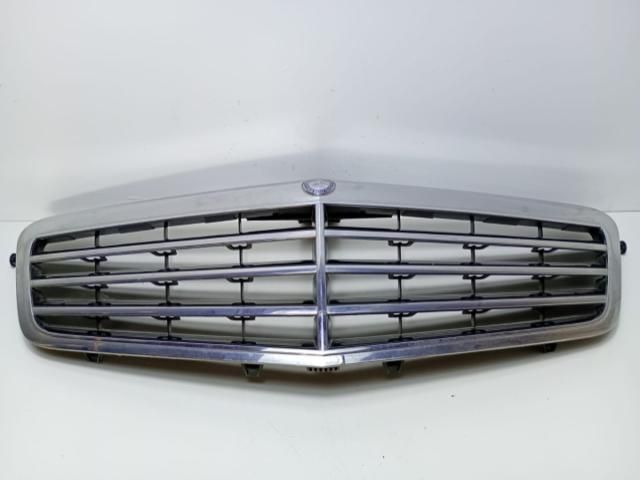 bontott MERCEDES-BENZ E-CLASS Hűtőrács