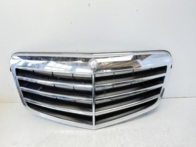 bontott MERCEDES-BENZ E-CLASS Hűtőrács