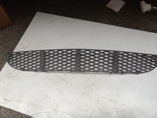 bontott MERCEDES-BENZ E-CLASS Hűtőrács