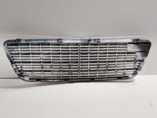 bontott MERCEDES-BENZ E-CLASS Hűtőrács