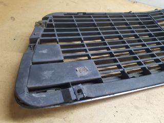 bontott MERCEDES-BENZ E-CLASS Hűtőrács