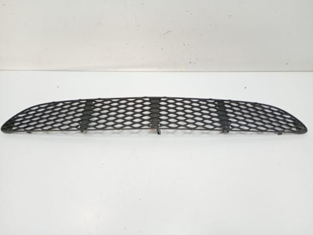 bontott MERCEDES-BENZ E-CLASS Hűtőrács