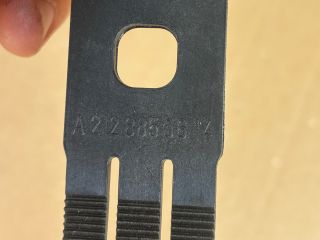 bontott MERCEDES-BENZ E-CLASS Hűtőrács